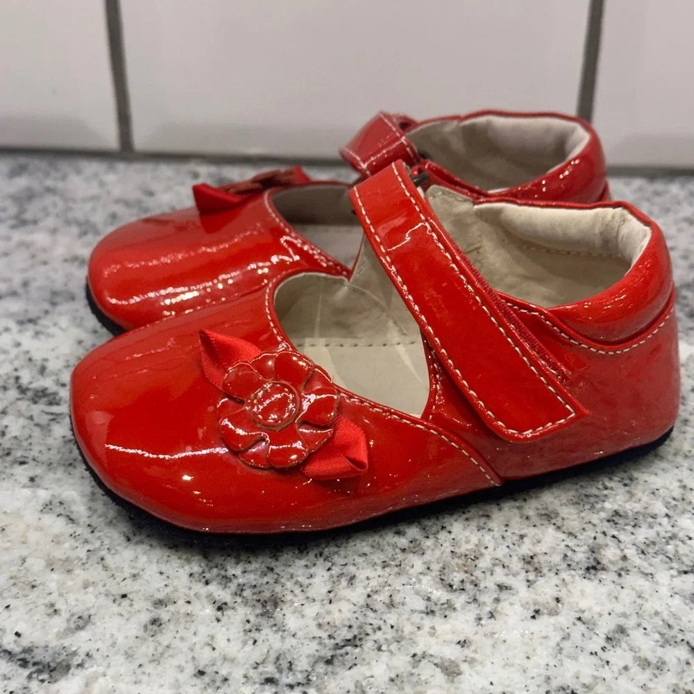 See Kai Run Smaller Red Patent Leather Flower Mary Jane Baby Toddler Shoes 12-18